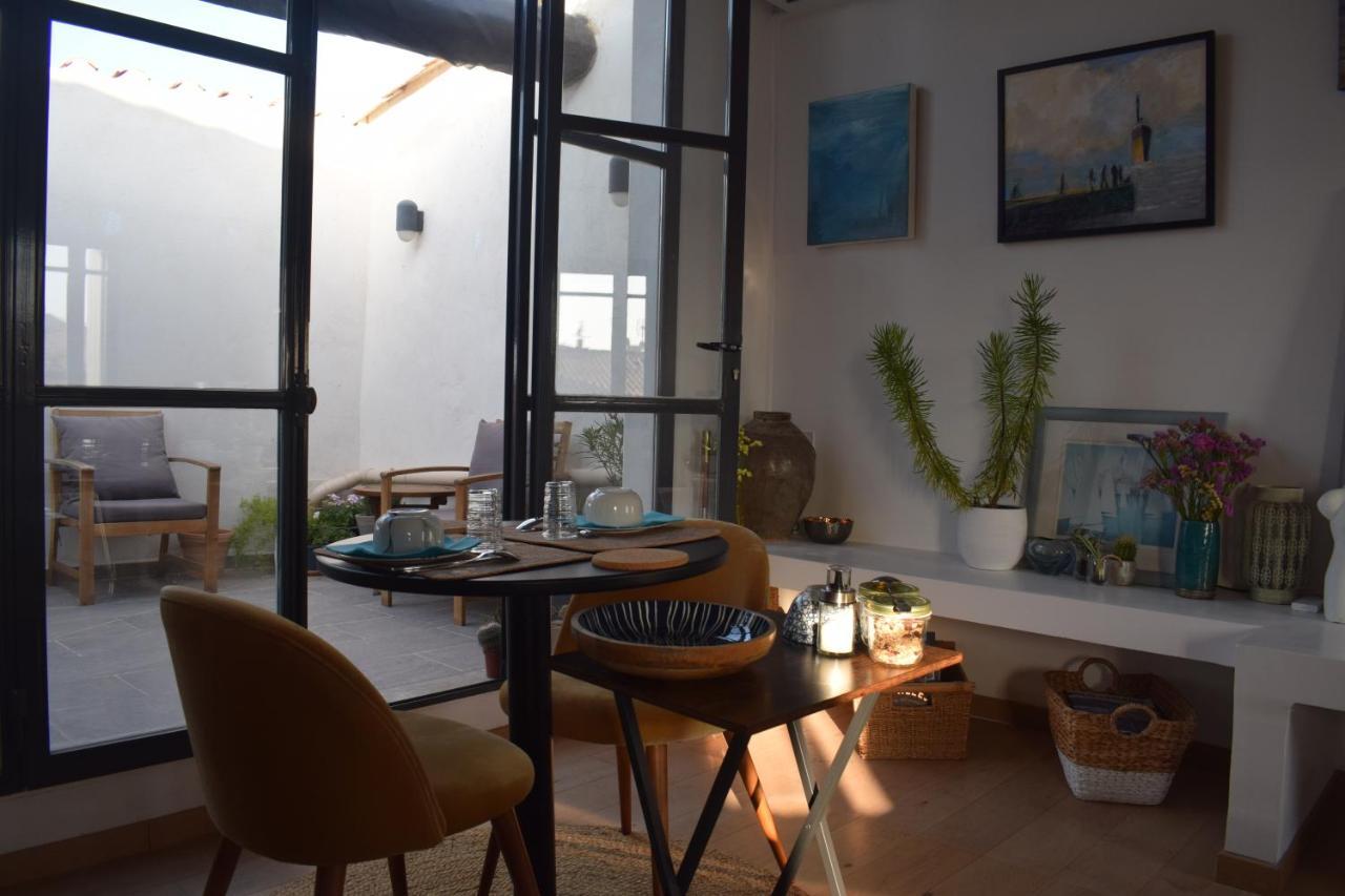 Les Jasmins Bed & Breakfast Marseillan  Eksteriør bilde